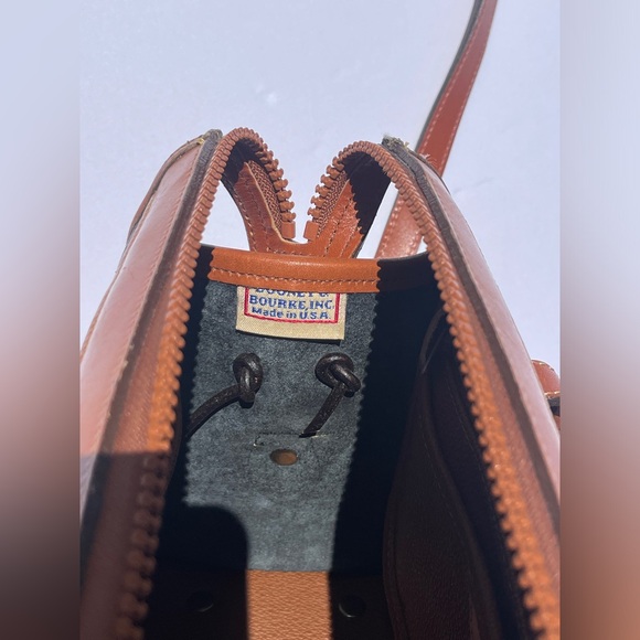 Dooney & Bourke Black / Tan Vintage Leather Satchel Crossbody Purse - Picture 10 of 13